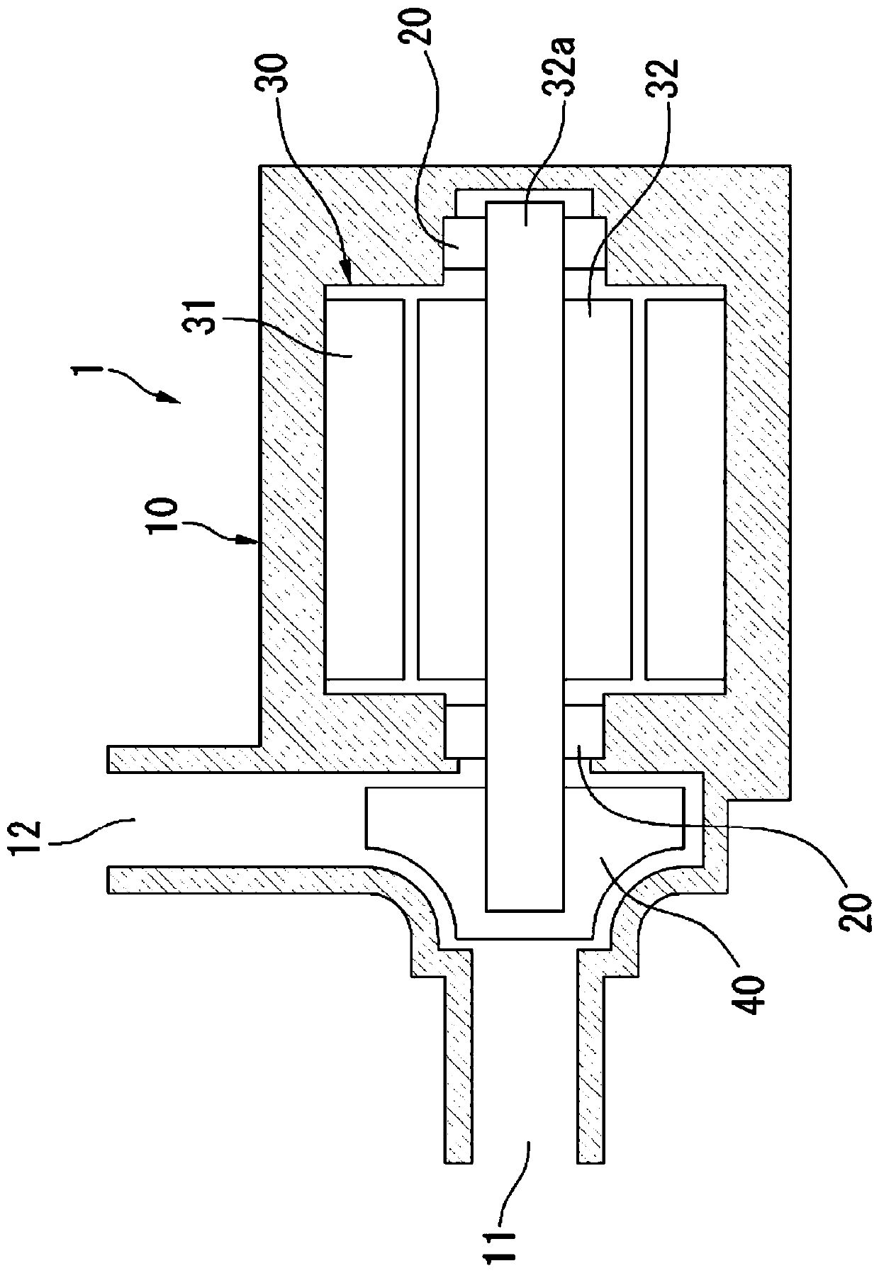 Sintered bearing and method for producing sintered bearing
