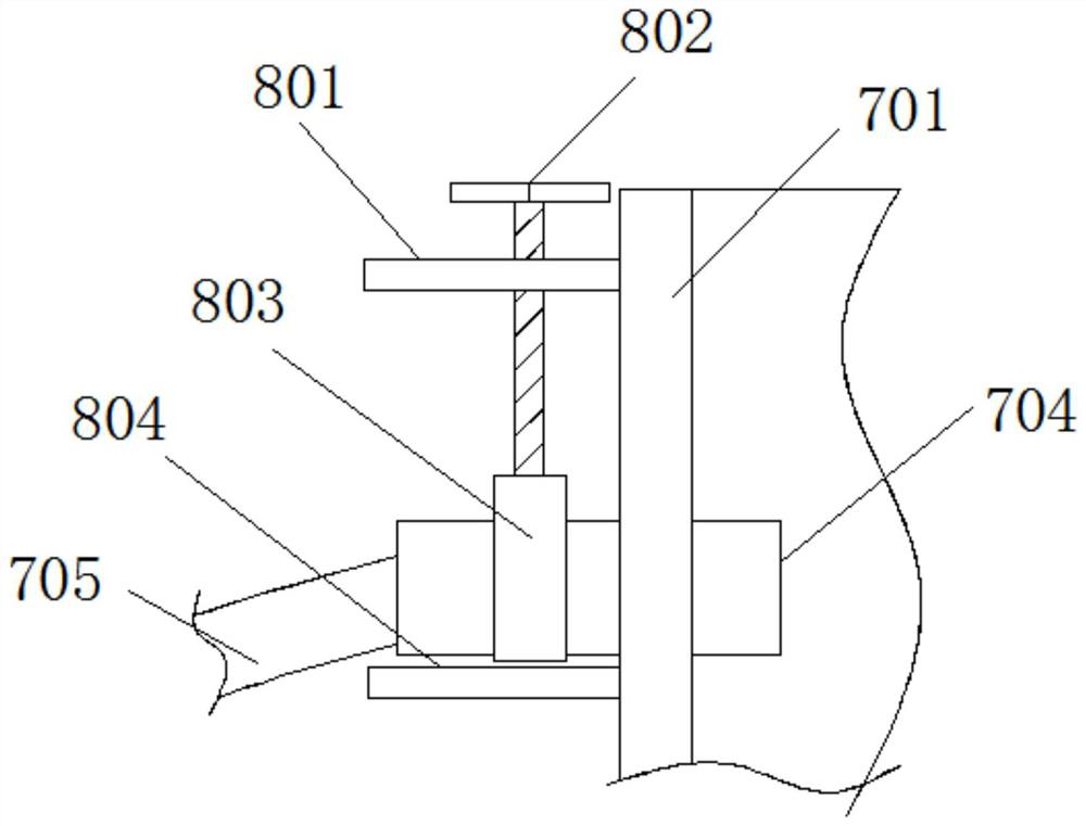 Disposable titanium clamp synchronous different-direction operation device