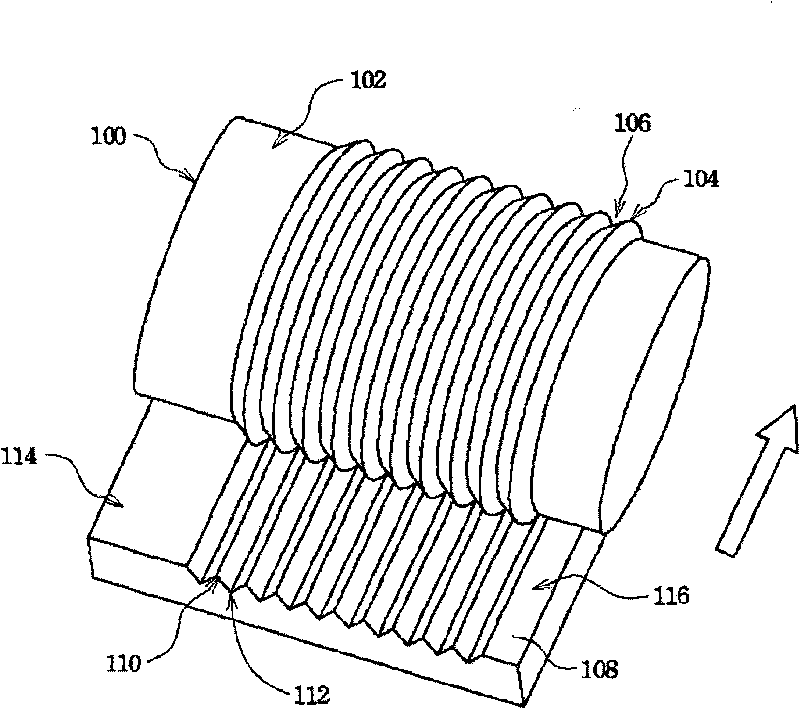 Device and method for processing roller micro groove