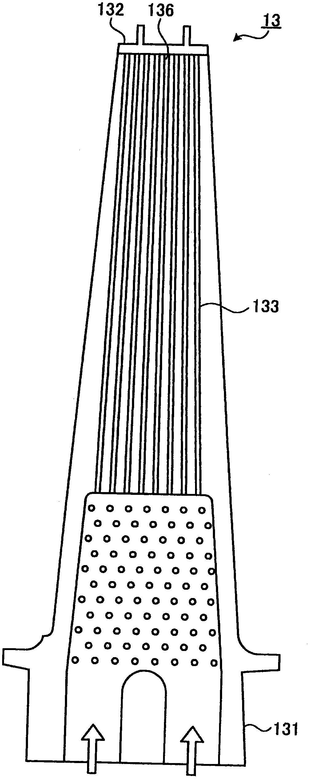 Gas turbine and method of operating gas turbine