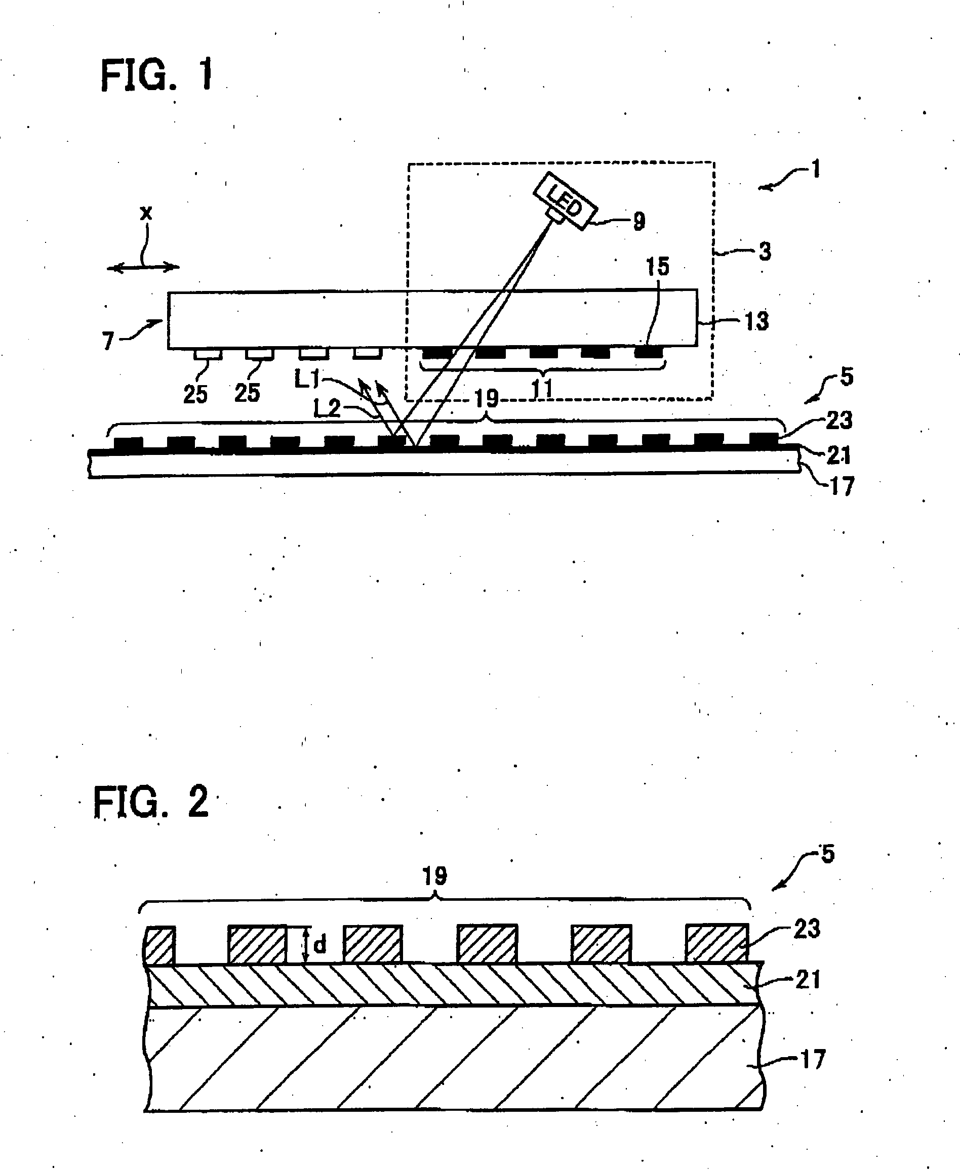 Photoelectric encoder and method of manufacturing scales