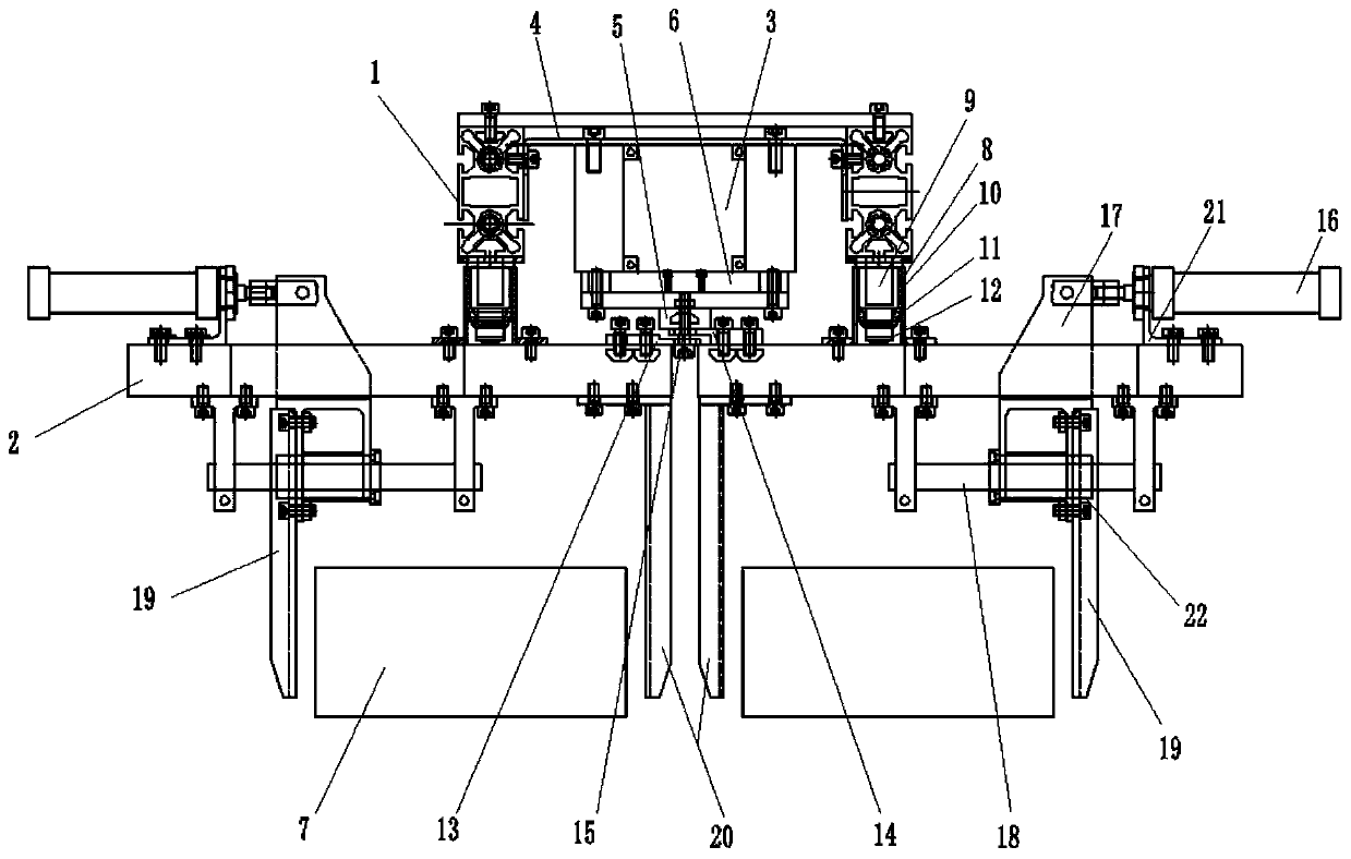 Brick blank clamping and conveying clamp device with rotation function