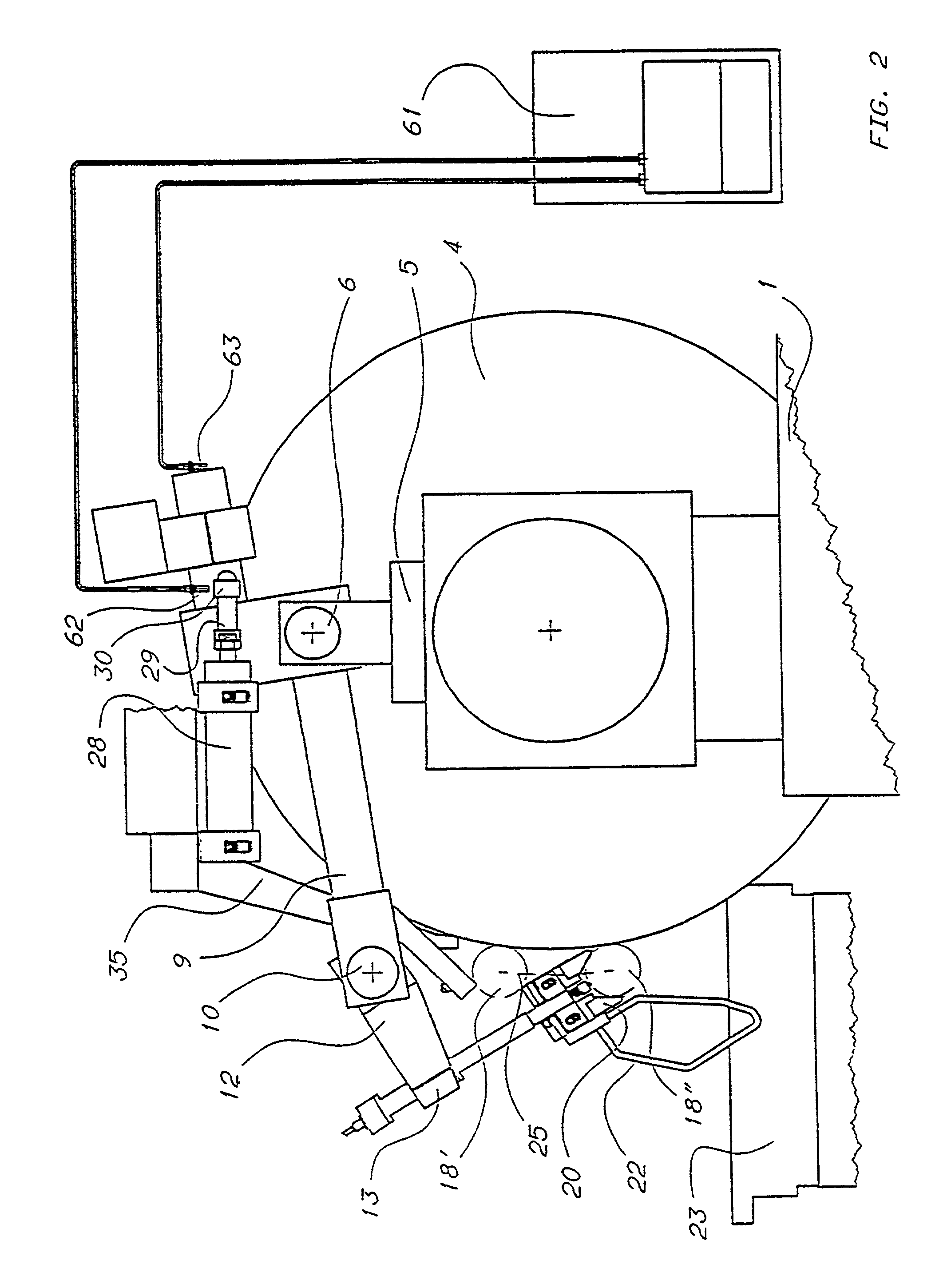 Apparatus for checking diametral dimensions of cylindrical parts rotating with an orbital motion