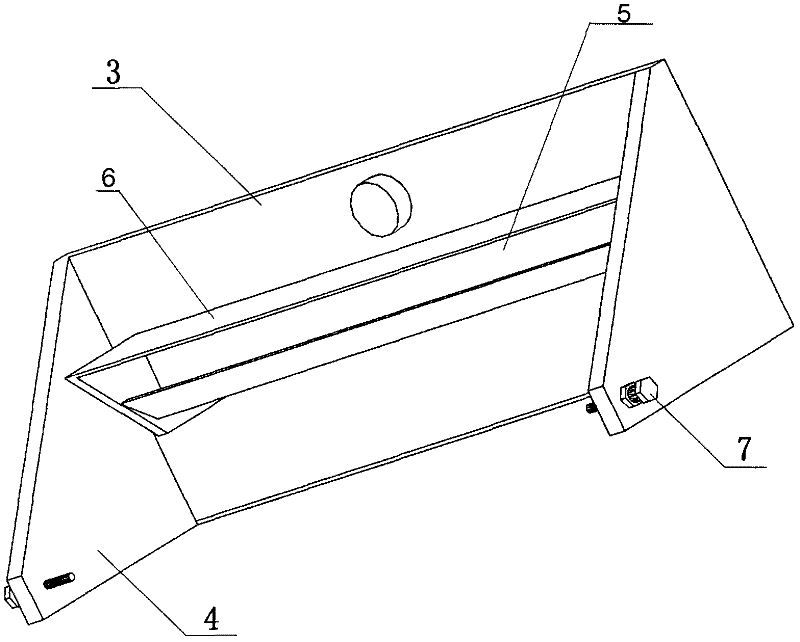 Casing conveying device