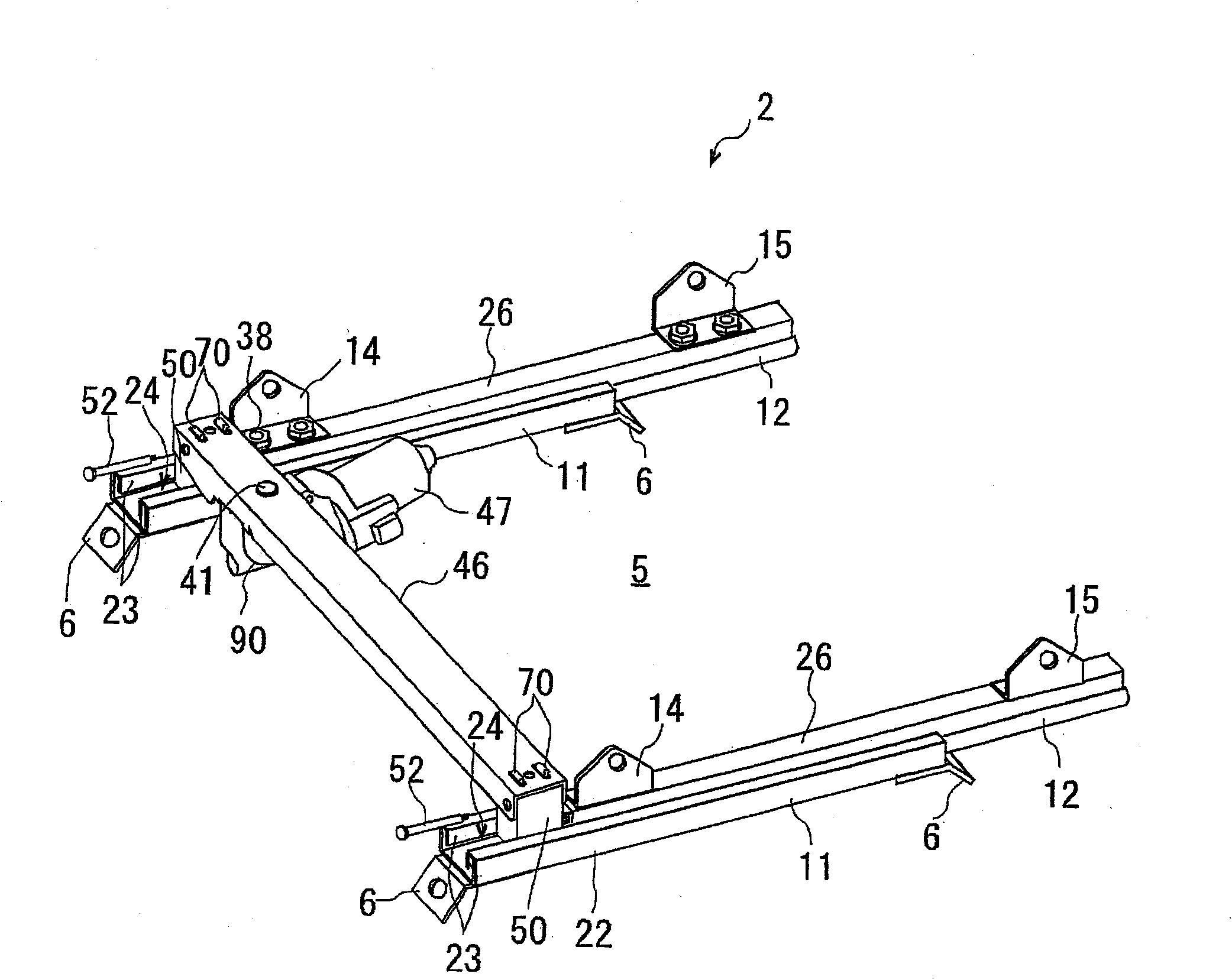 Driving force transmitting device and vehicle seat slide device