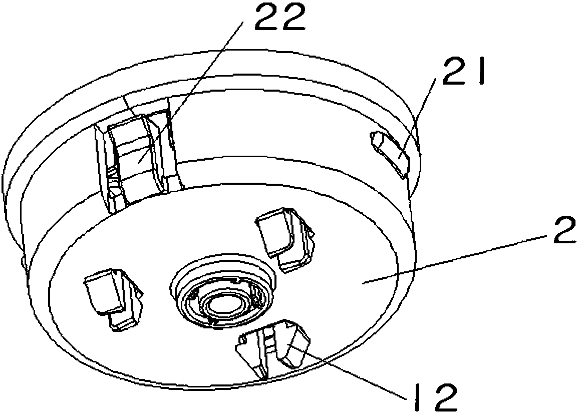 Uncovering button assembly and cookware with the same