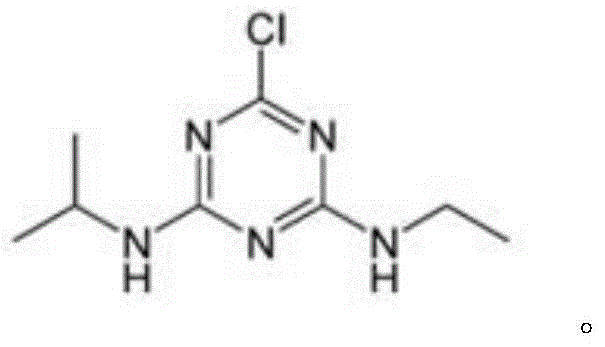 Weeding compound containing tembotrions, atrazine and isoxadifen-ethyl