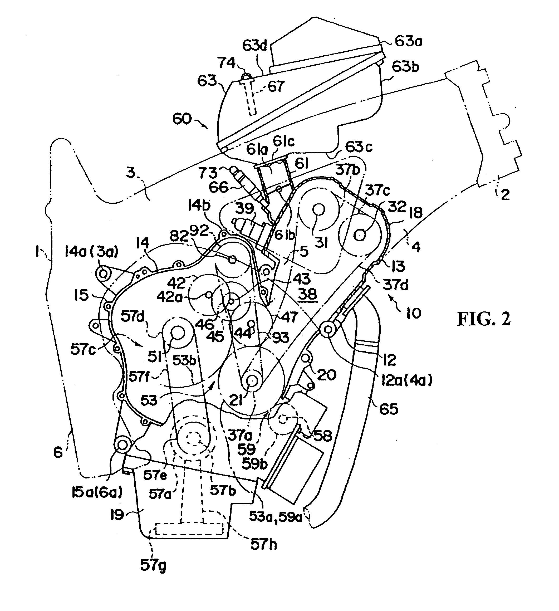 Internal combustion engine having improved fuel pump configuration, and vehicle including same