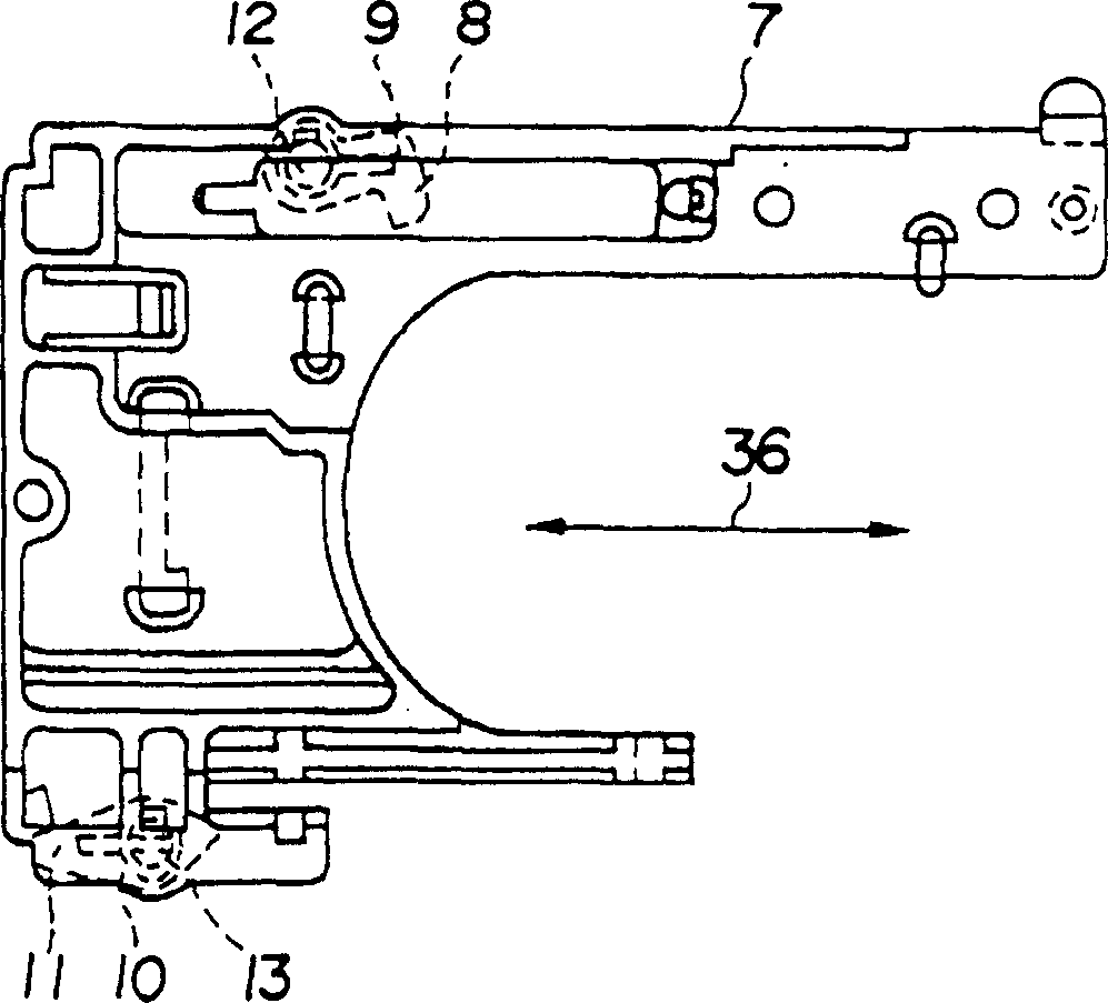 Card connection device and connector therefor