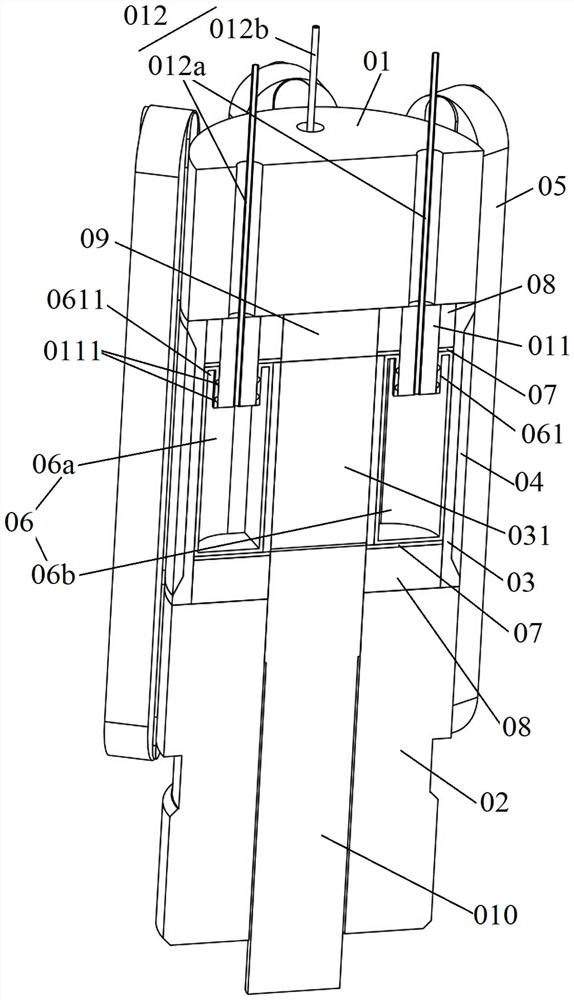 Large-load core holder capable of integrating CT scanning and true triaxial experiment device