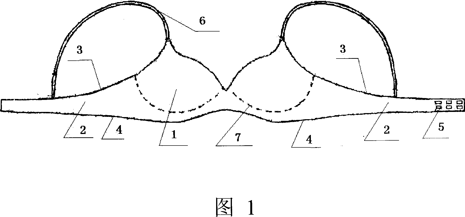 Single piece type seamless bra and its preparation method
