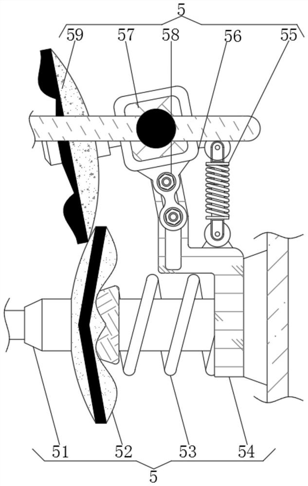 Plastic bottle recycling auxiliary device for solid waste treatment