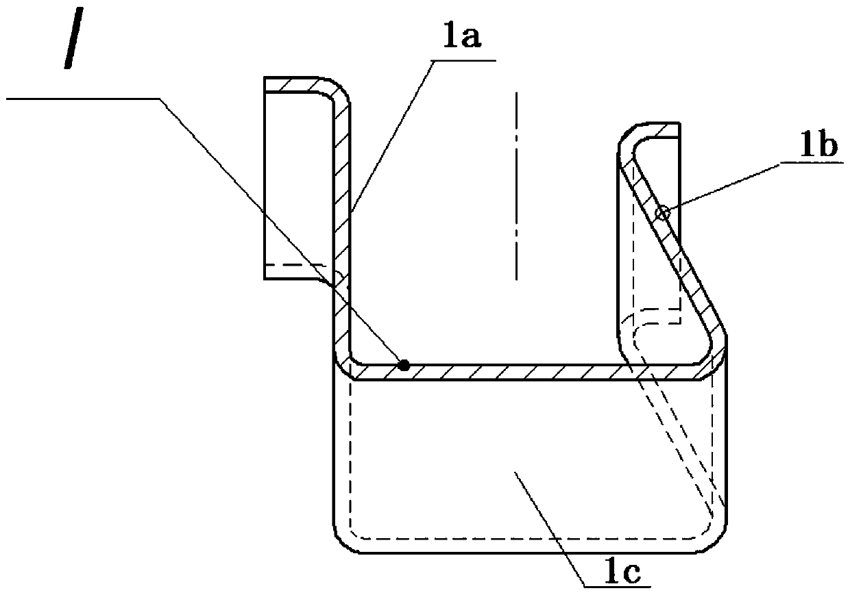 A mold and method for forming a concave inner ring seal sleeve