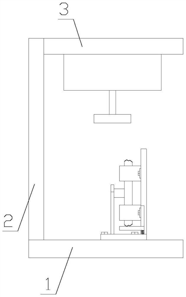 Polishing device with good clamping effect