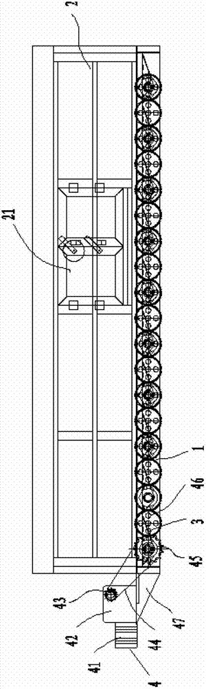 Plate turnover device for eccentric fermentation tower and fermentation tower