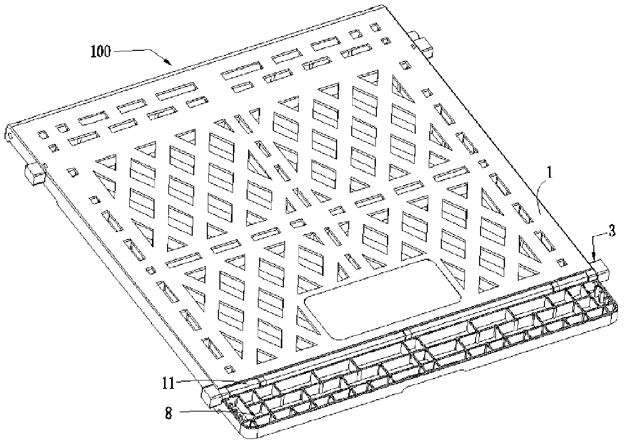 Plate and its manufacturing method
