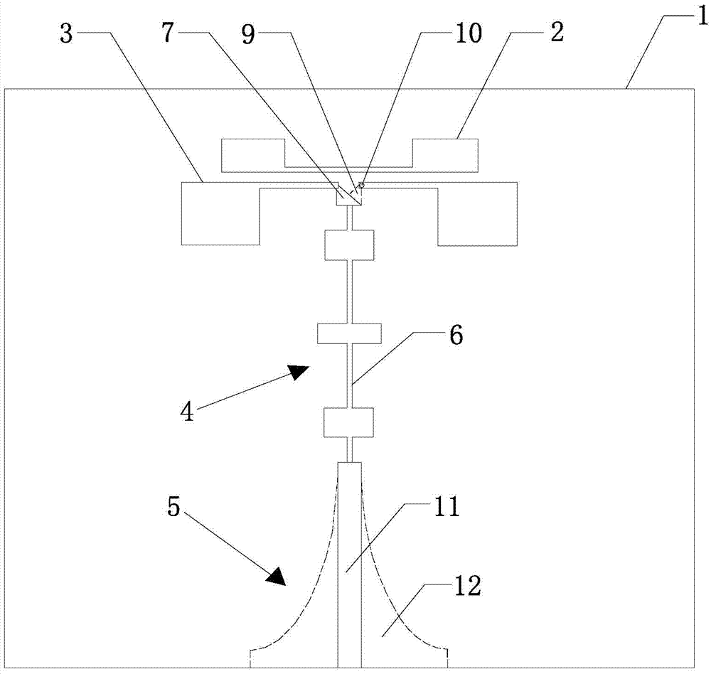 Filtering antenna capable of restraining high frequency harmonic waves