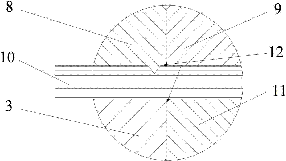 Lubricating device of precisely-stamped die