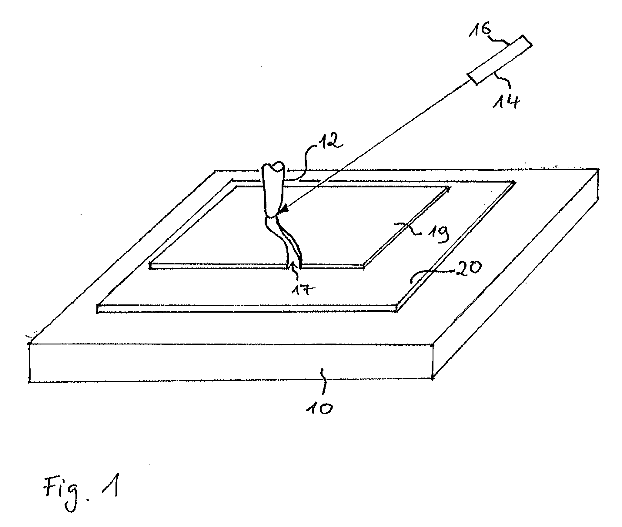Cutting device for cutting graphene and a method for cutting graphene using a cutting device