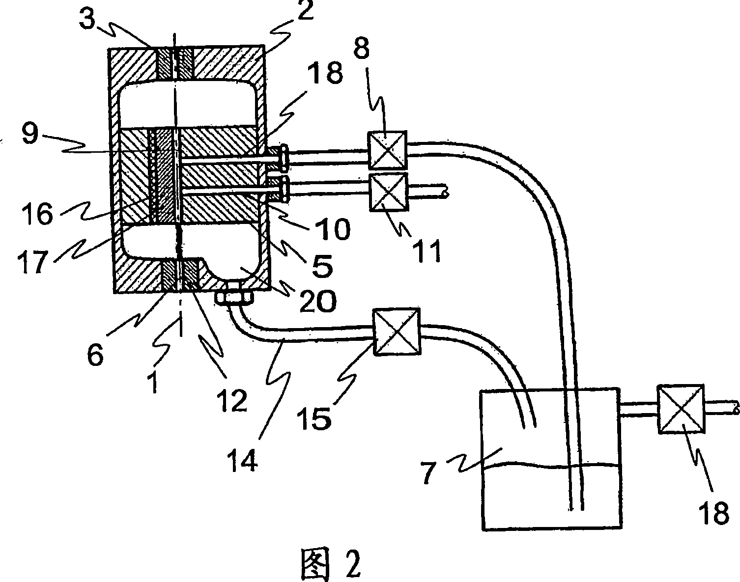 Device and method for applying a preparation to threads
