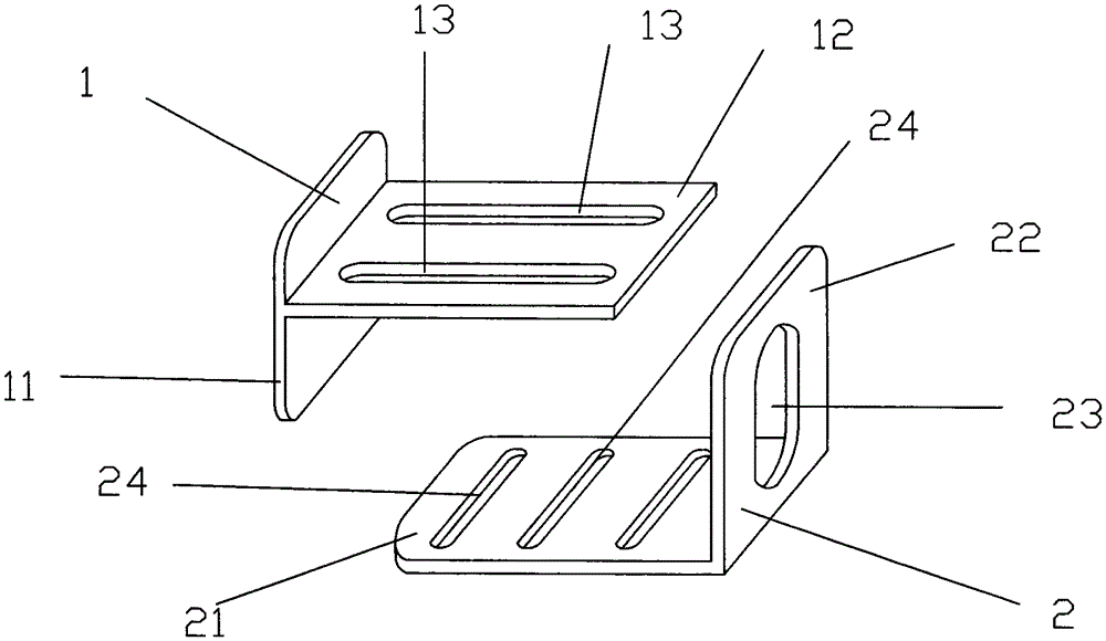 A wall panel connection device and a wall construction method using the device