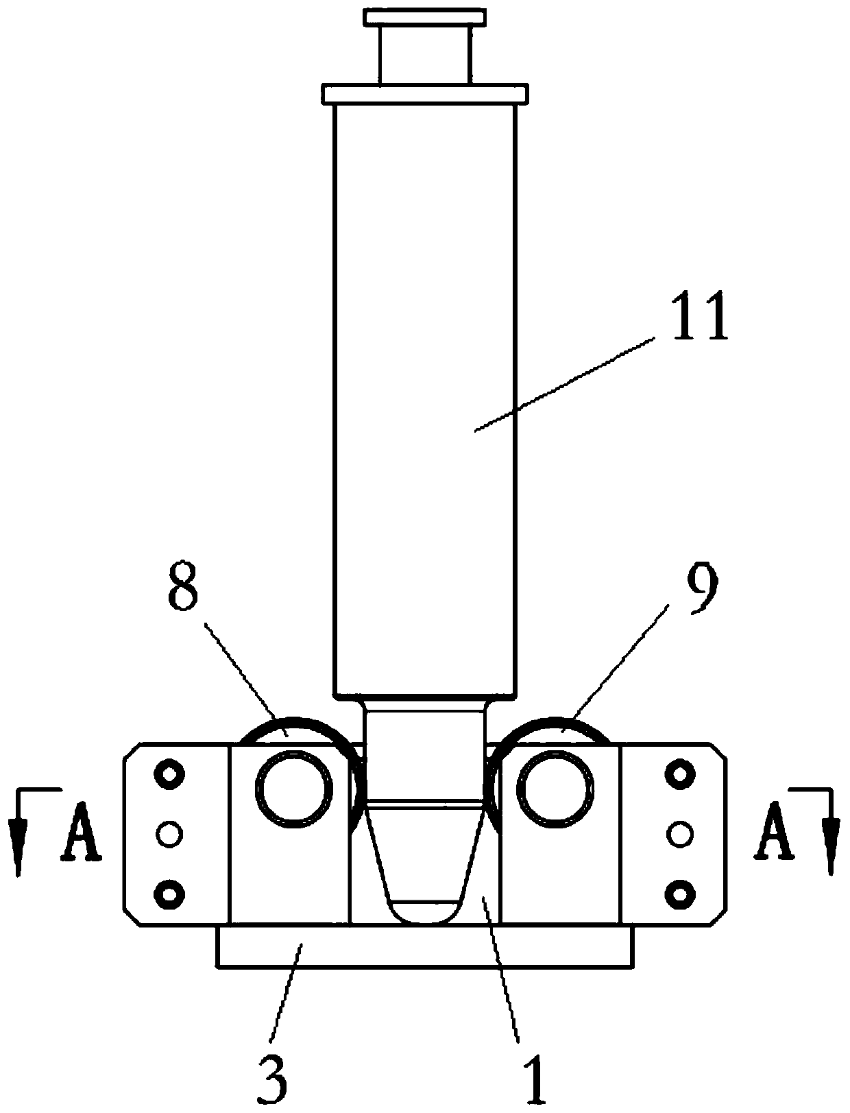 Automatic guide transport vehicle for cylinder block assembly