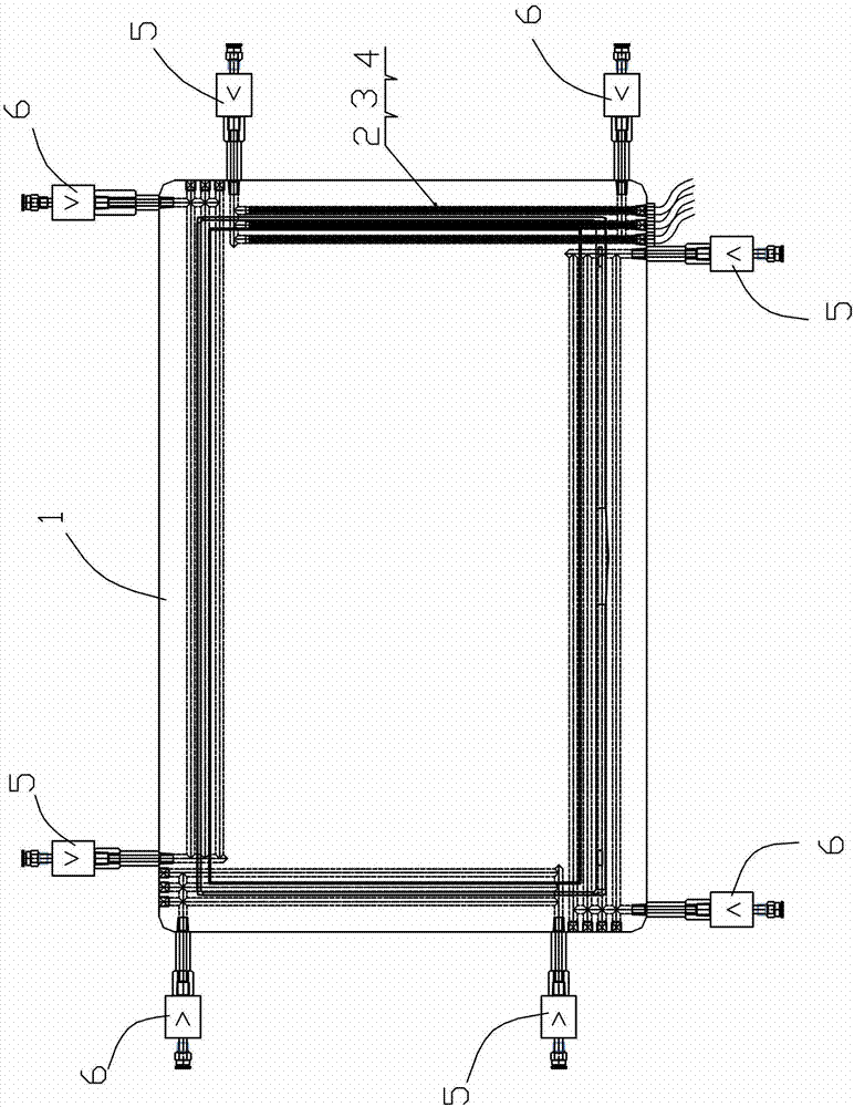Highlight injection mould heating and cooling device and heating and cooling method thereof