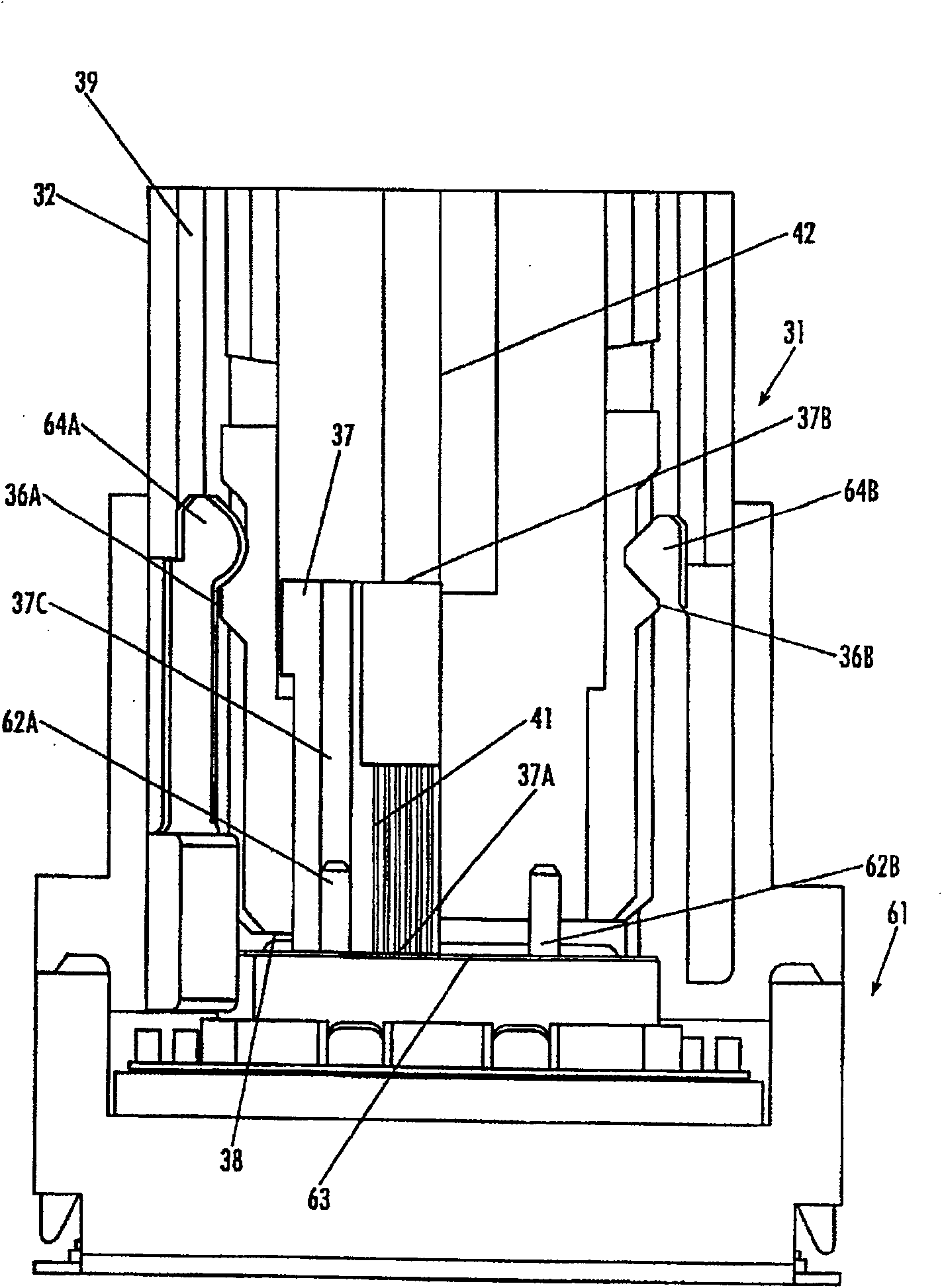 Transceiver module for multi-optical fiber connector and method for aligning the same and coupling light signal