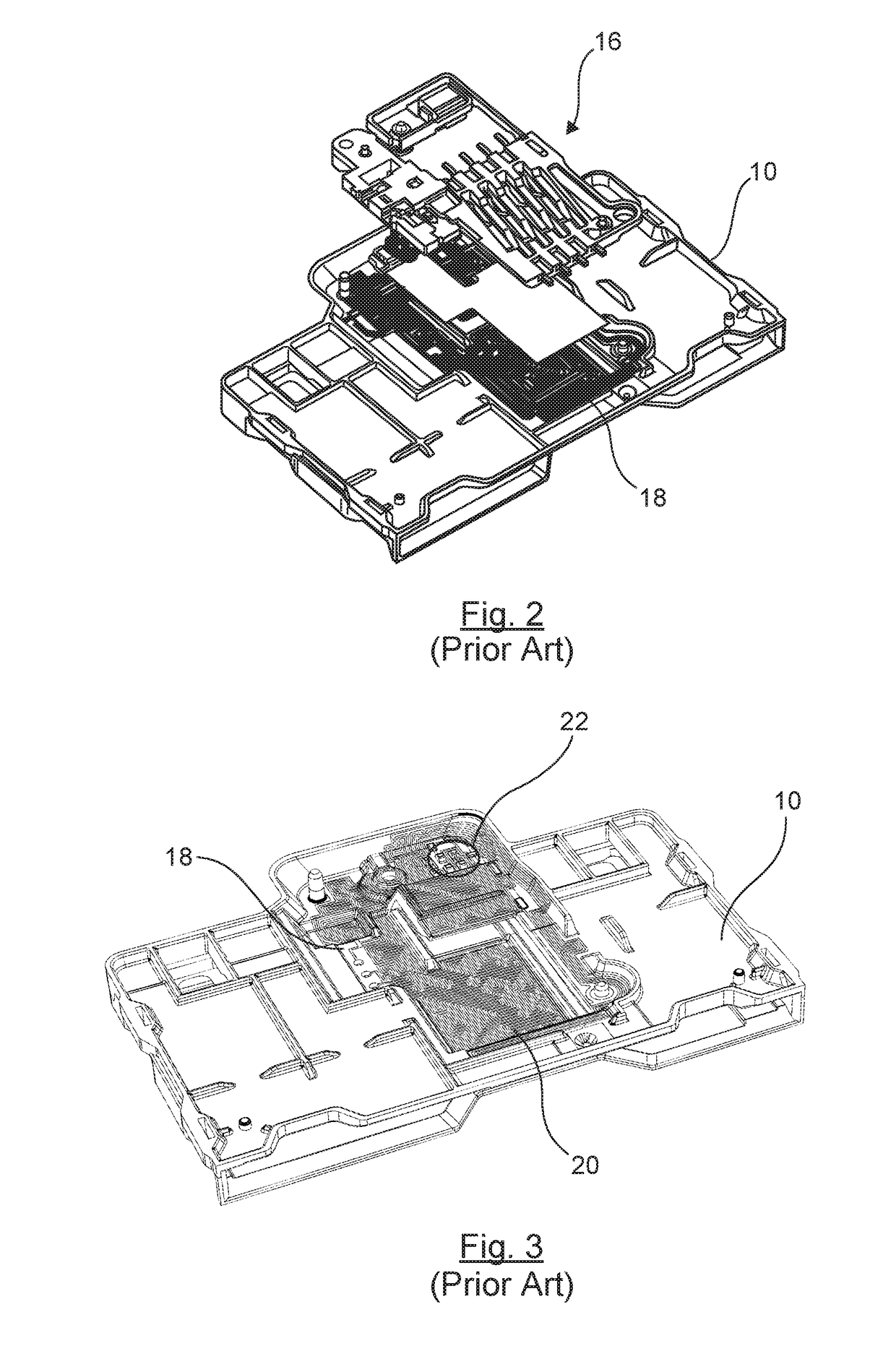 Memory card reader body with protective mesh on both sides