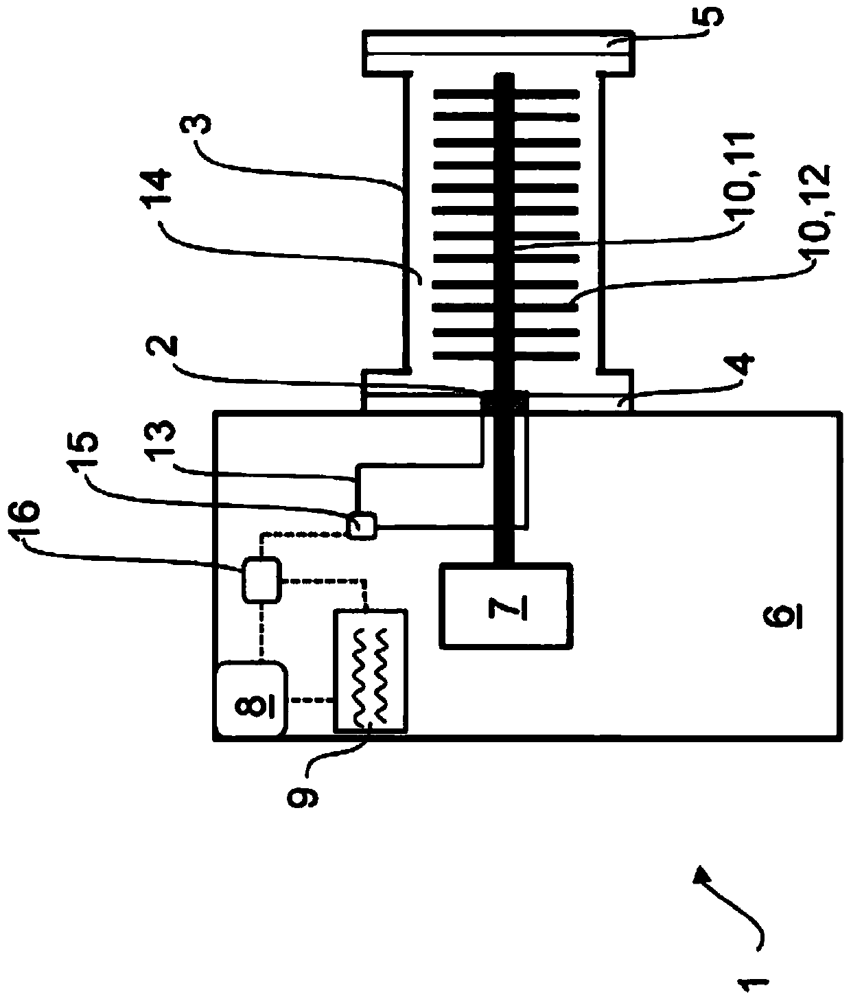 Method for monitoring a closed medium circuit of a dynamic seal and device with a dynamic seal