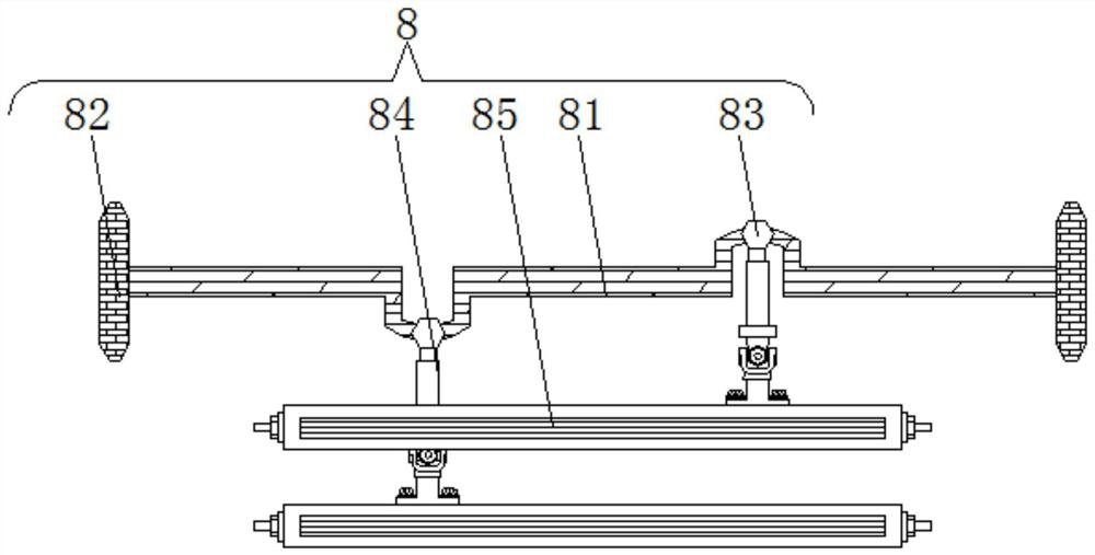 Biological material screening equipment capable of ensuring same particle size