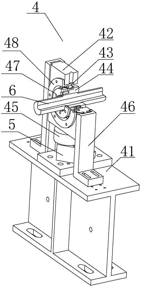 A test bench and method for measuring radial working clearance of bearings