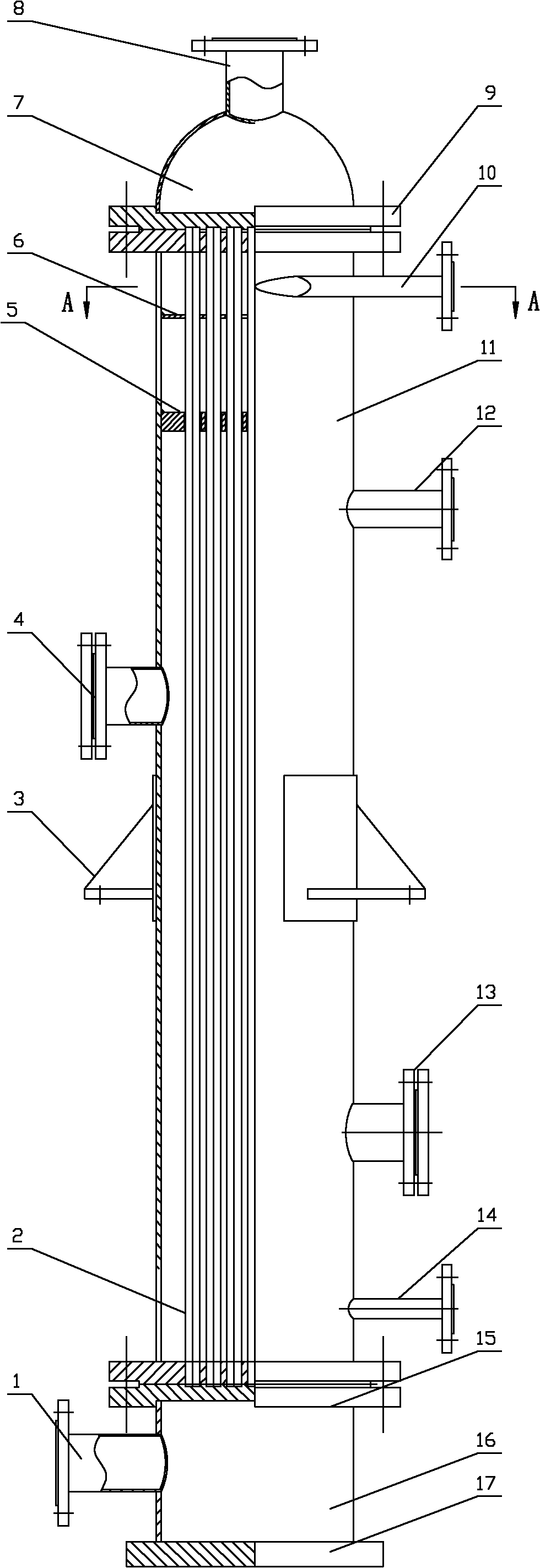 Vertical falling-film heat exchanger outside pipe