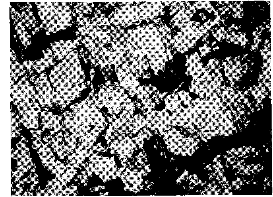 Nanocrystalline high-chromium cast-iron composite nucleating agent for engineering machinery as well as preparation method and application method thereof