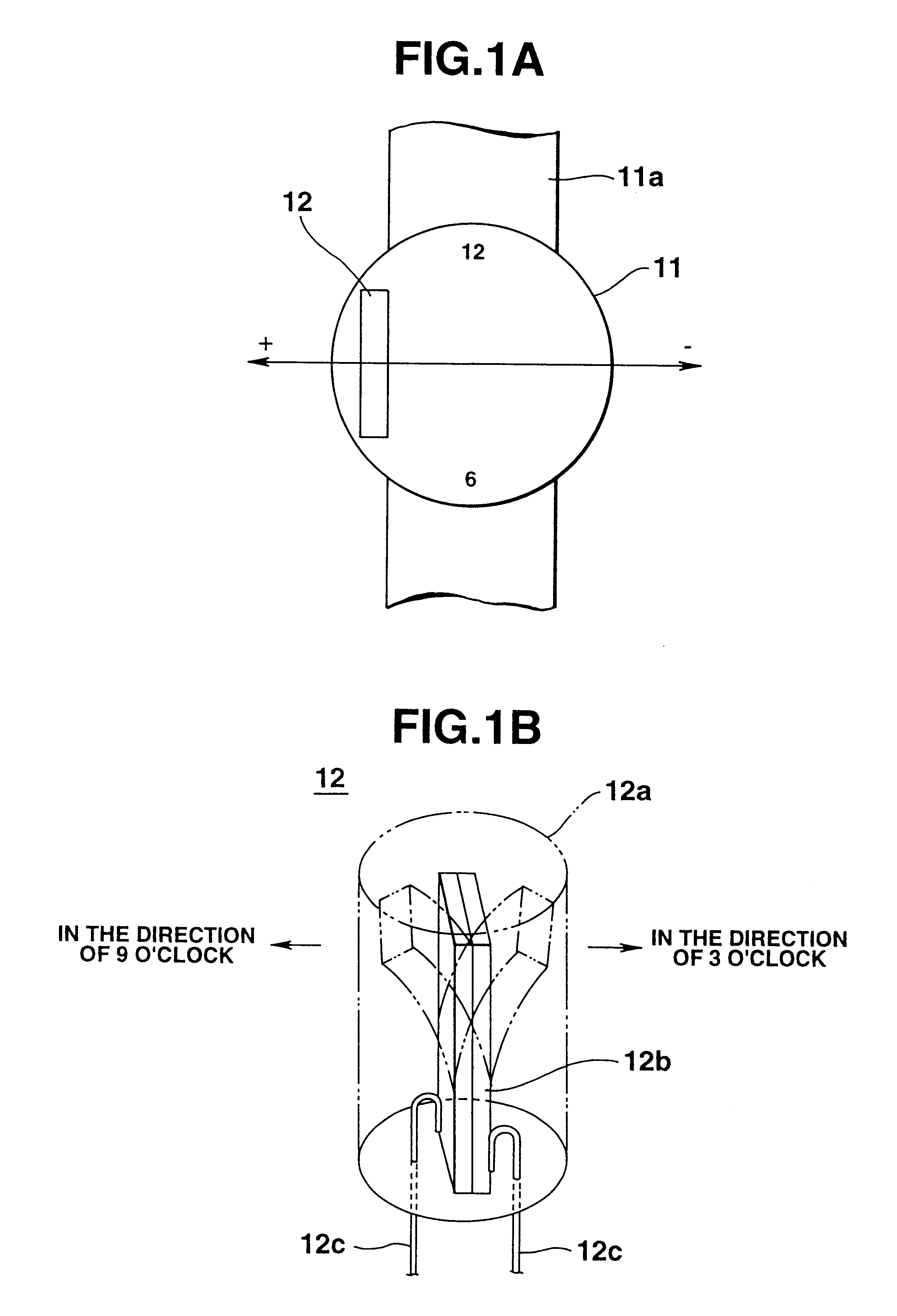 Movement measuring device, electronic game machine including movement measuring device, and method of playing game machine