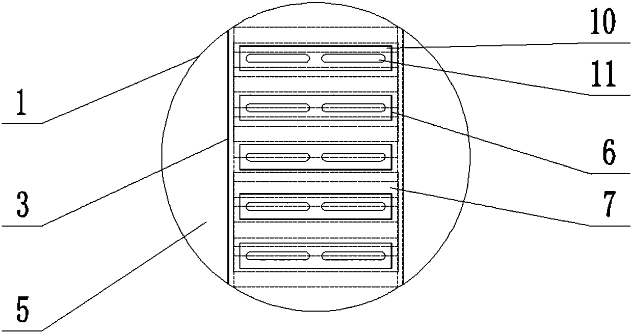 Liquid guide tower plate with horizontal opening hole