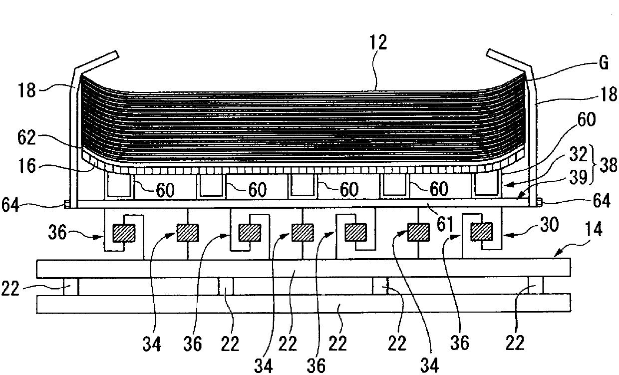 Packaging container and packaging body