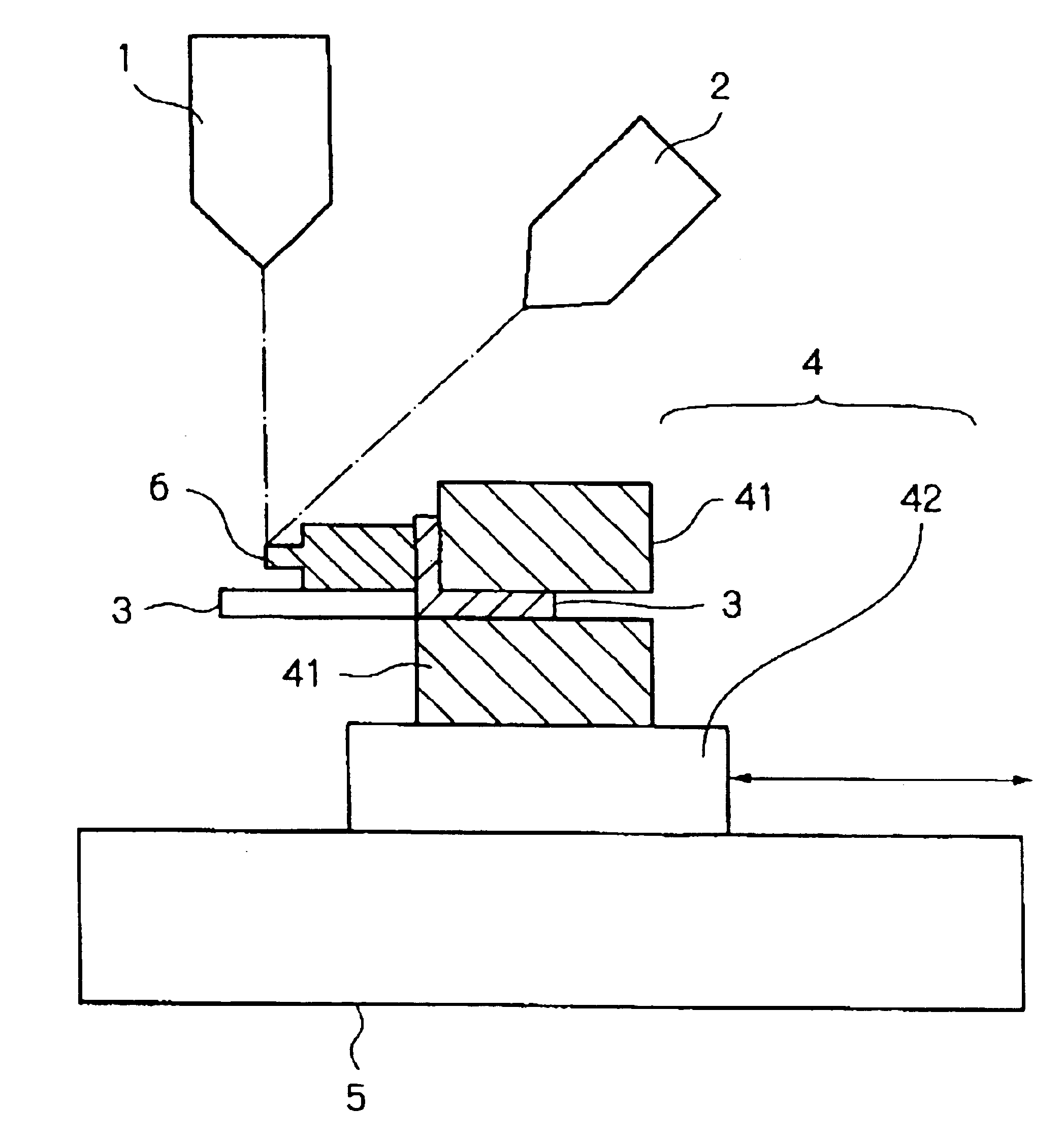 Ion beam apparatus, ion beam processing method and sample holder member