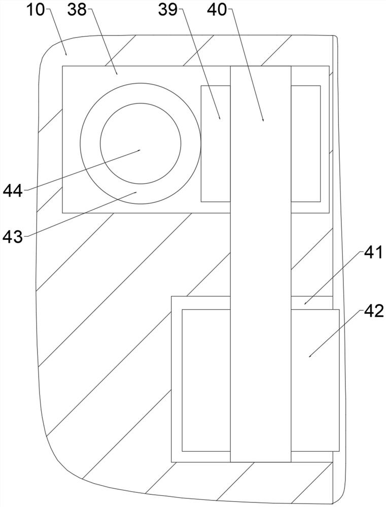 Lightning rod fracture device with fracture protection