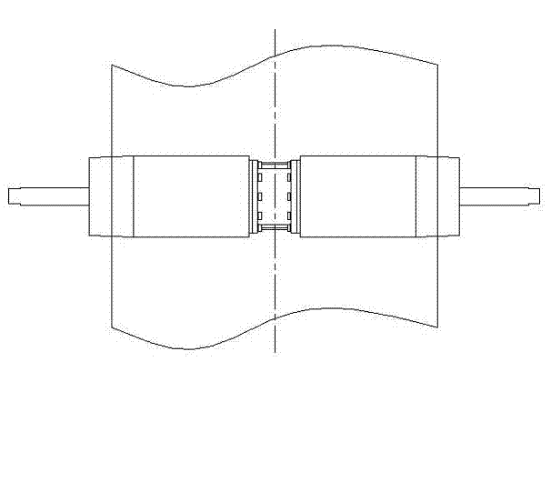 Novel automatic aligning roller of belt conveyer