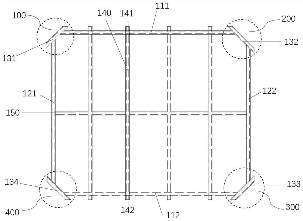 Structure and production method of sound insulation board frame combined with floor board