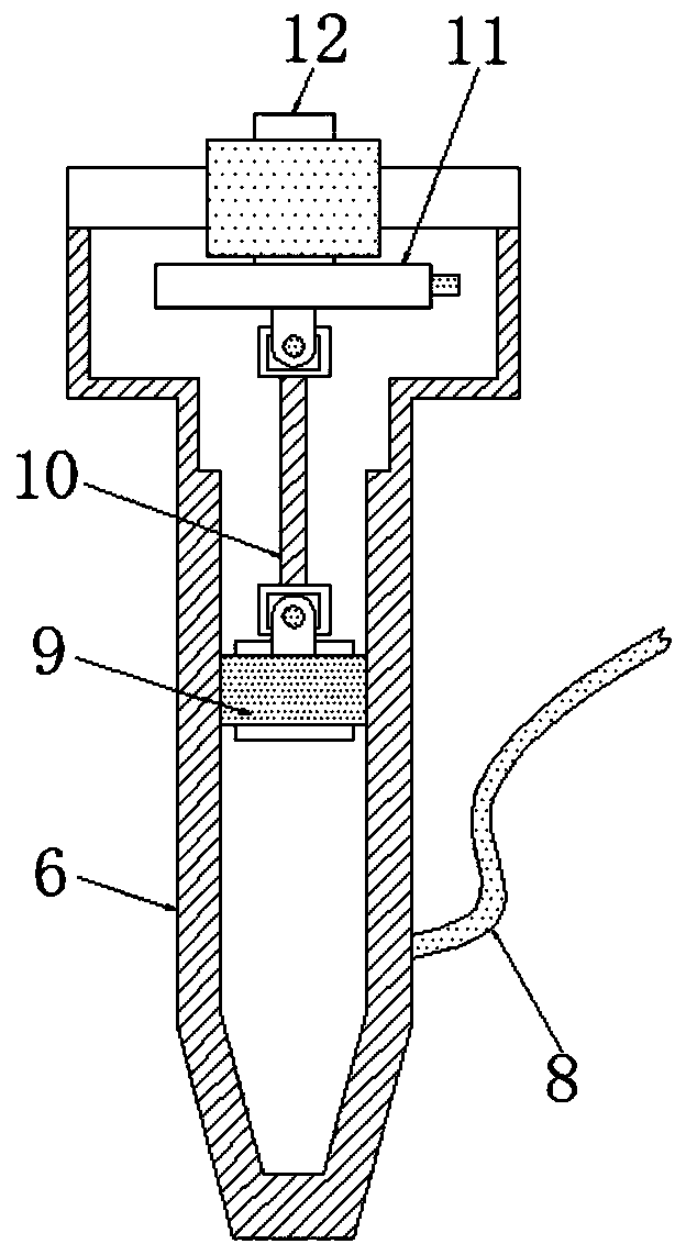 Face-to-face movement-based coating device capable of changing clamping size and changing capacity