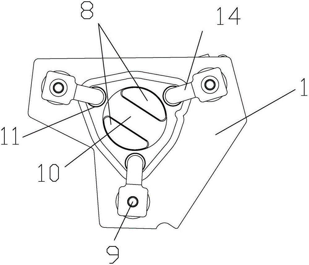 Three-hole flange automatic pin retreating mechanism