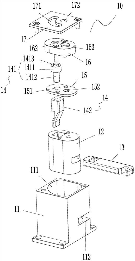 Box spacing adjusting mechanism and LED box assembly