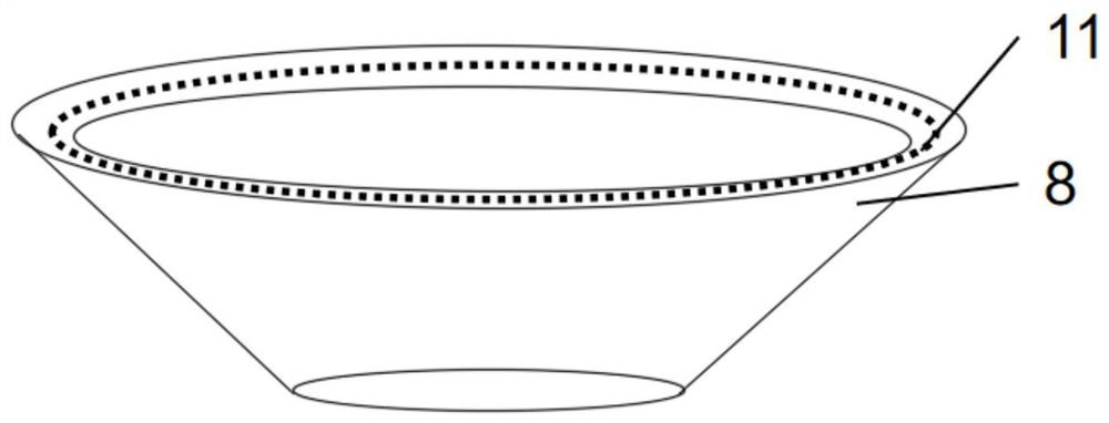 Induction type seamless underwear circular knitting machine and method for controlling fabric traction force