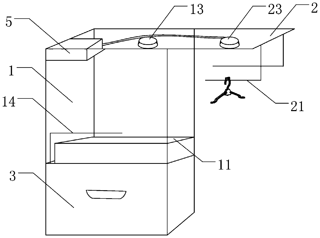 Clothes folding machine and control method thereof