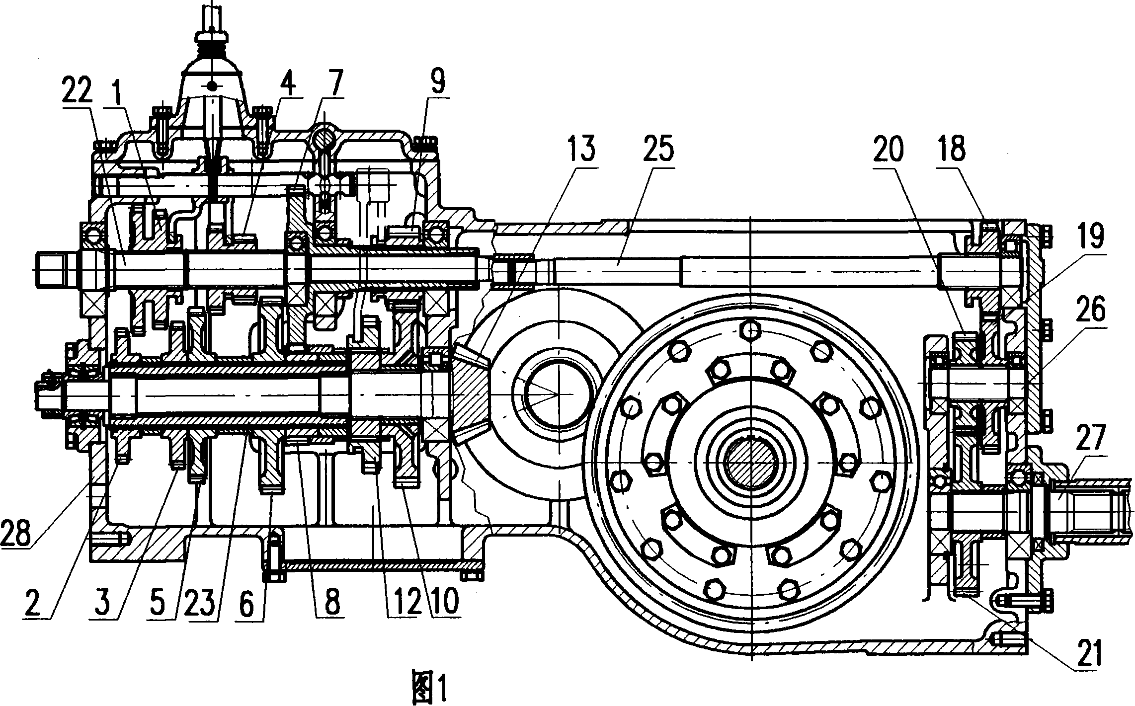 Vertically arranged transmission device of minitype wheeled tractor
