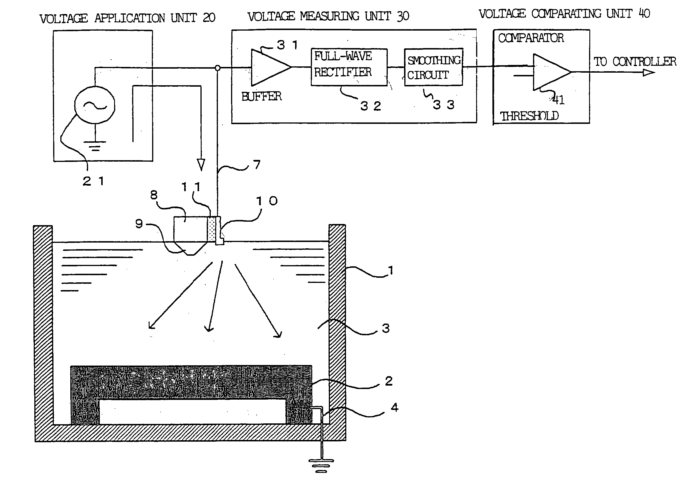 Machining fluid level detection device for wire cut electrical discharge machines