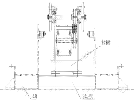 Chained ingot receiving mechanism used for continuous casting production line of aluminum ingot