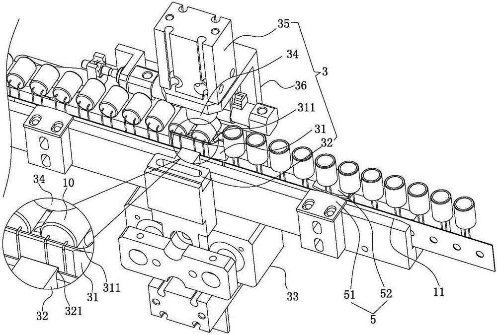 Vertical material conveying device for pasting and inserting machine
